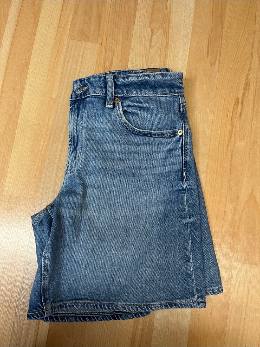 AE Stretch Low-Rise Baggy Denim Shorts NWT‼️ - Picture 5 of 7